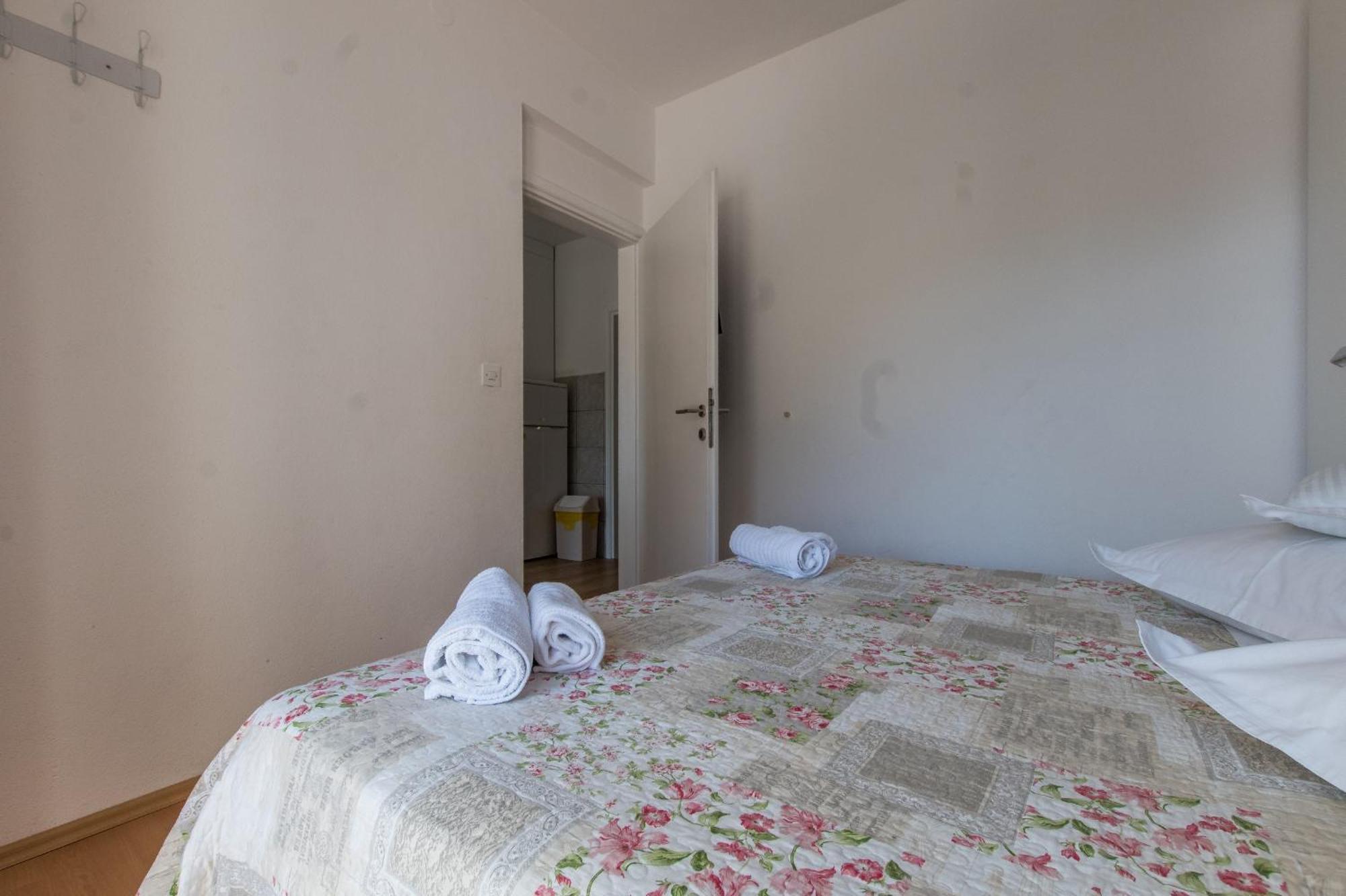 Apartments Senka Makarska Exterior photo